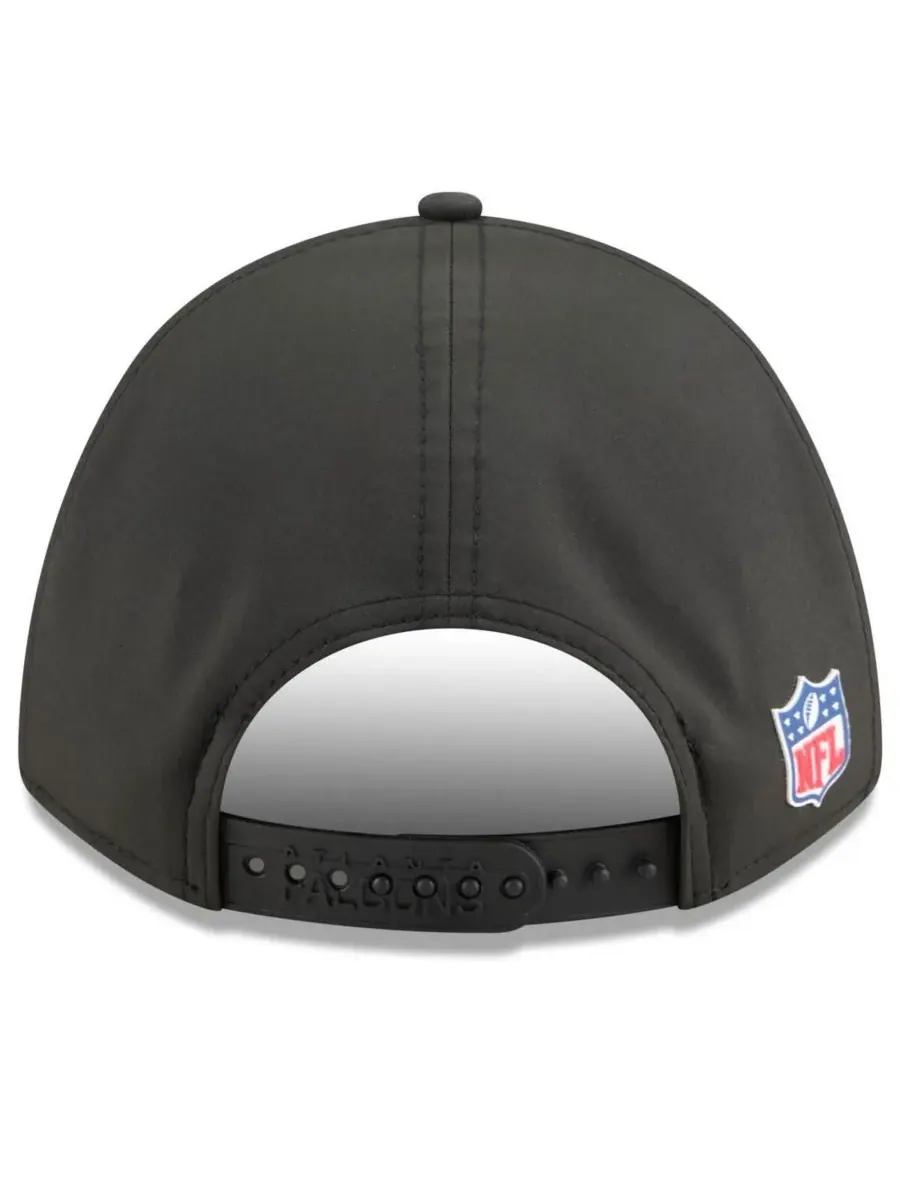 New Era Мужская черная регулируемая кепка Atlanta Falcons 2025 Sideline M-Crown 9FORTY — изображение 2 из 5, черный