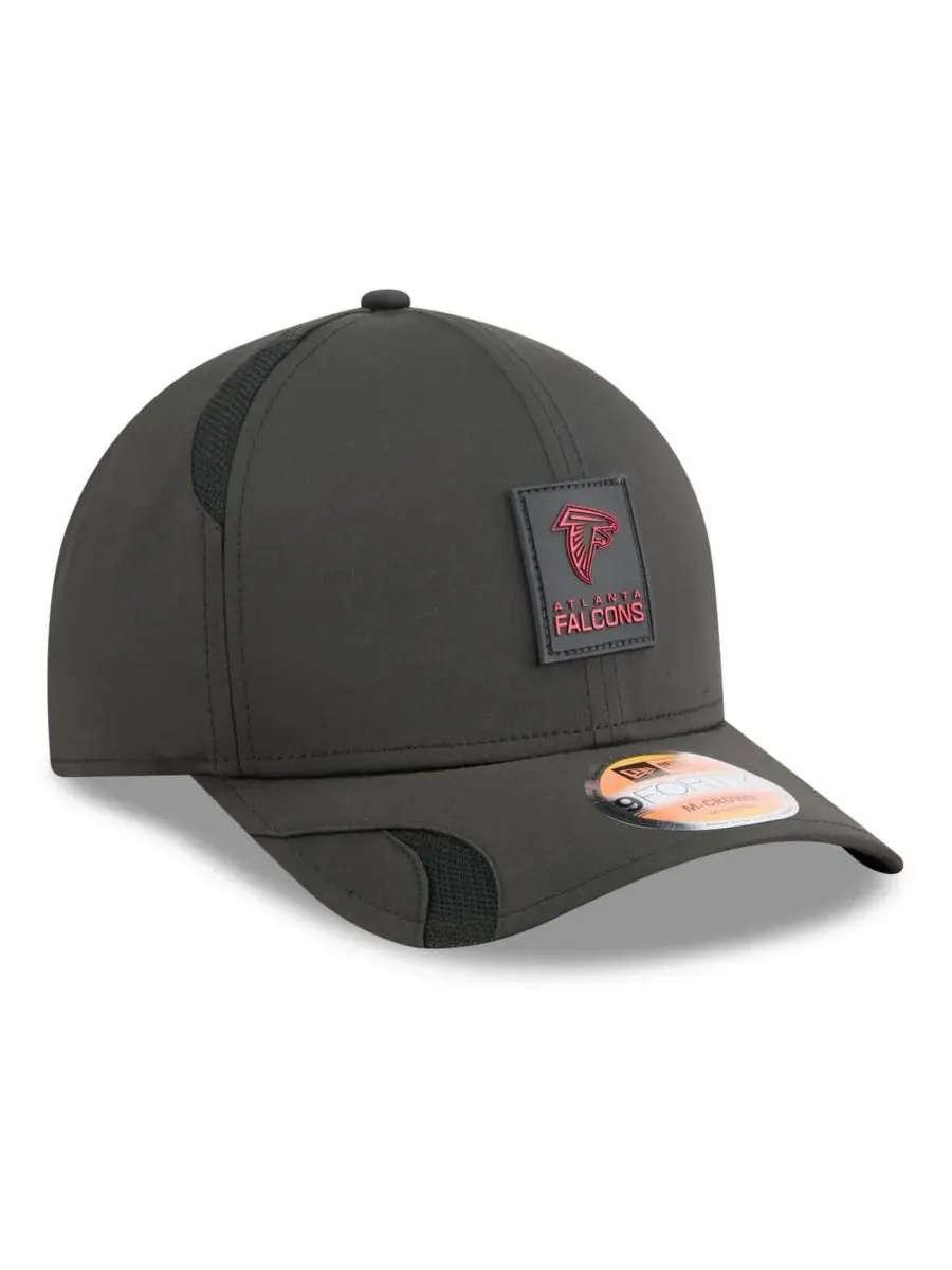 New Era Мужская черная регулируемая кепка Atlanta Falcons 2025 Sideline M-Crown 9FORTY — изображение 4 из 5, черный
