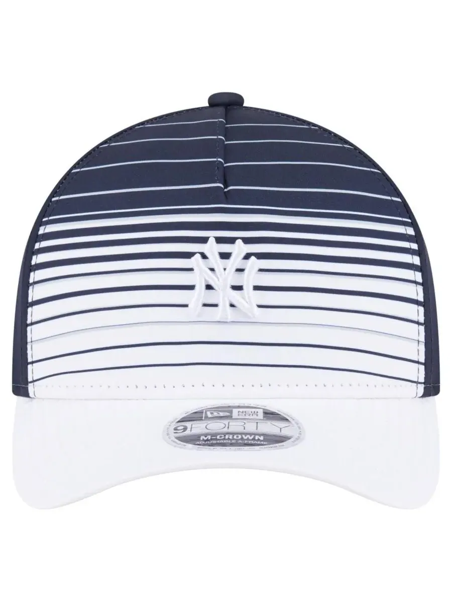 New Era Мужская темно-синяя кепка New York Yankees Gradient 9FORTY с регулируемой высотой тульи — изображение 4 из 4
