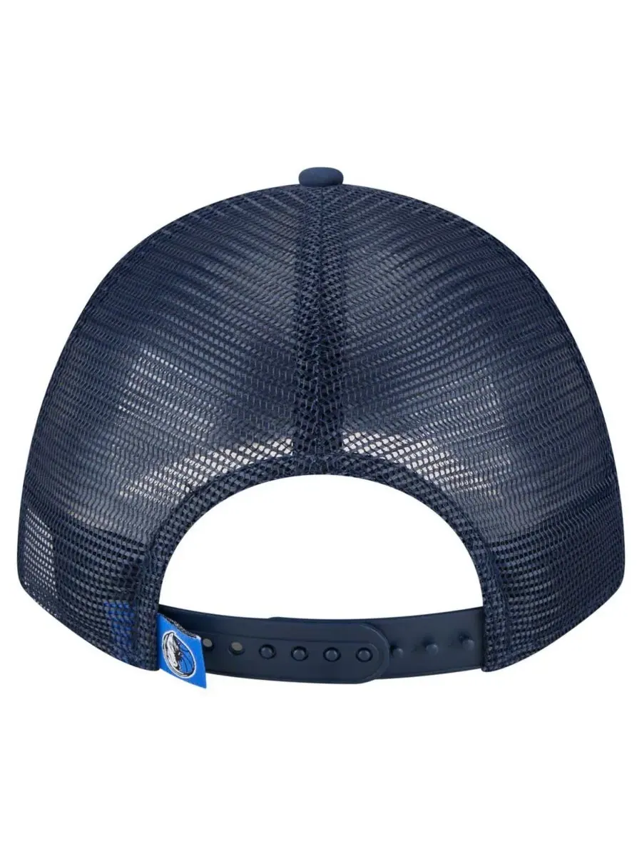 New Era Мужская темно-синяя минималистичная бейсболка Dallas Mavericks A-Frame 9FORTY Trucker Hat — изображение 2 из 4