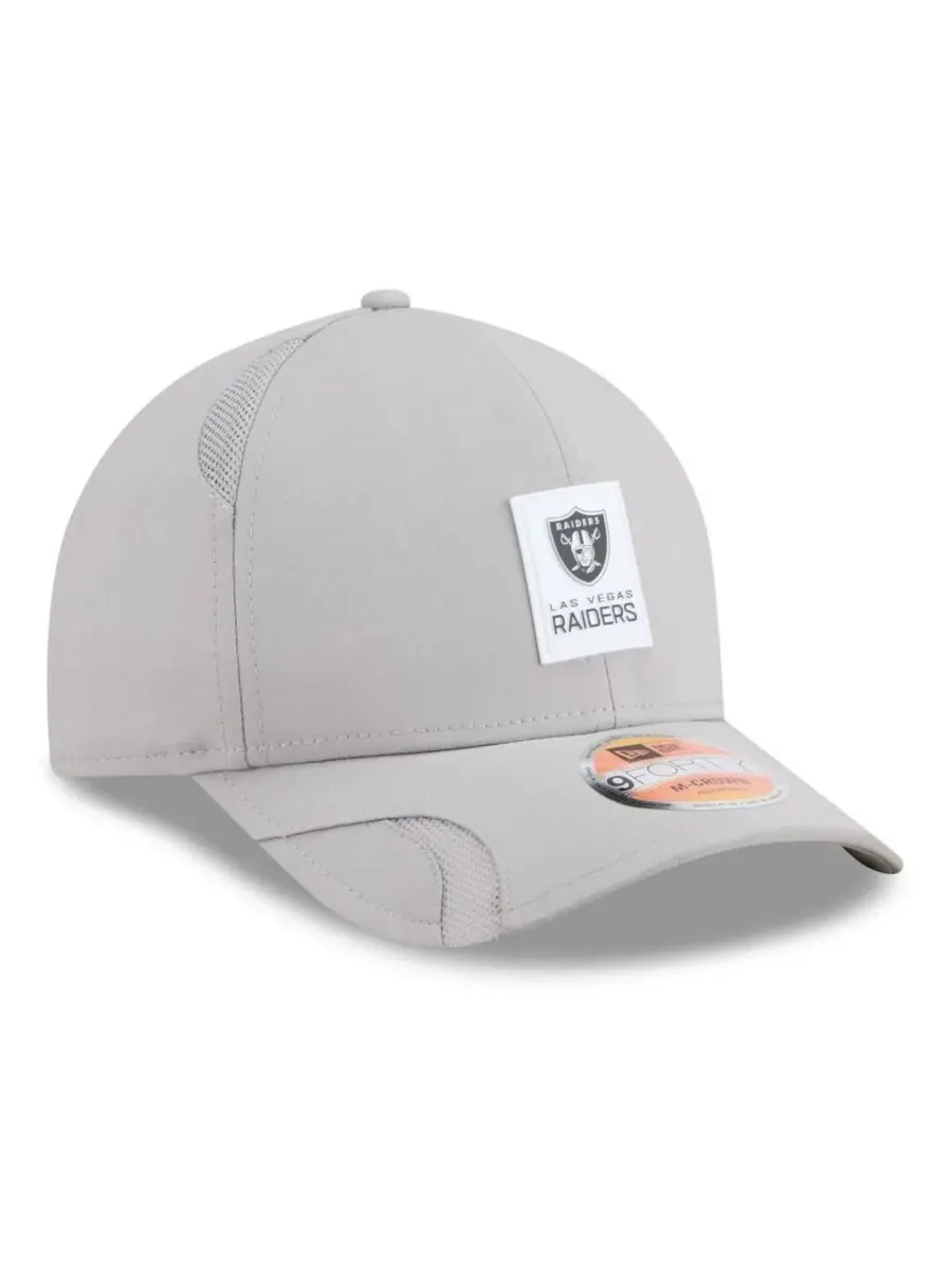 New Era Мужская серая регулируемая кепка Las Vegas Raiders 2025 Sideline M-Crown 9FORTY — изображение 4 из 5, серый