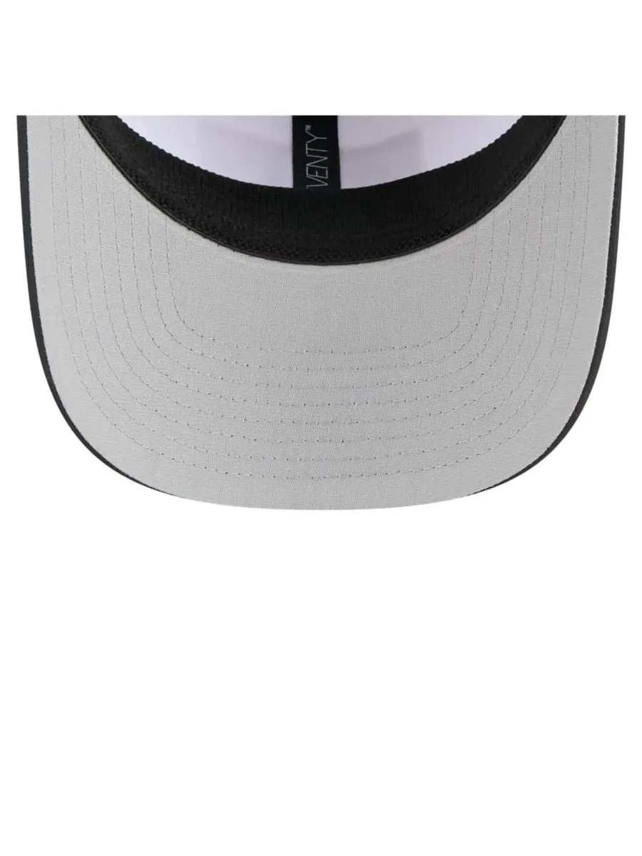 New Era Мужская бело-черная кепка Iowa Hawkeyes с перфорированной нашивкой, регулируемая по высоте — изображение 3 из 5