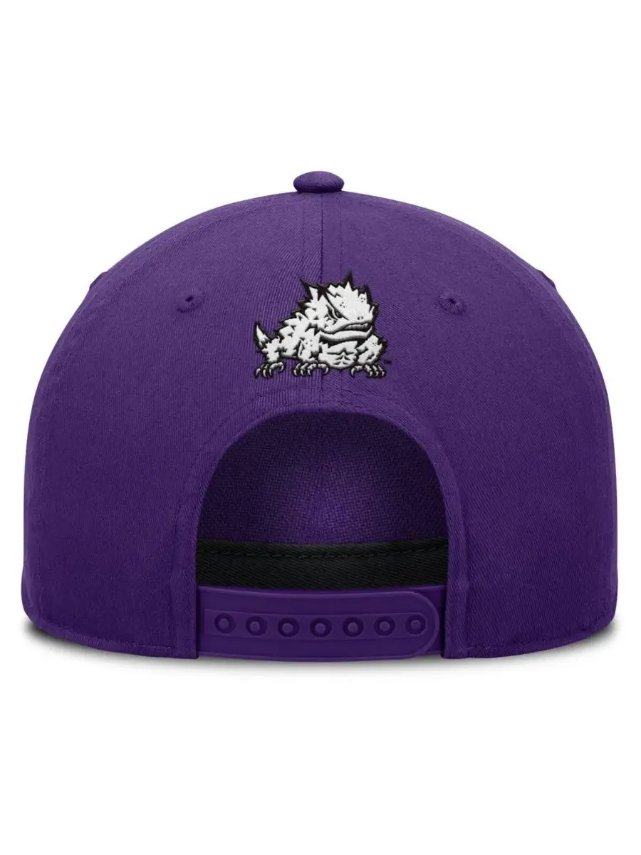 Fanatics Мужская фиолетовая кепка TCU Horned Frogs с регулируемым размером для фиксации фола — изображение 4 из 4, фиолетовый
