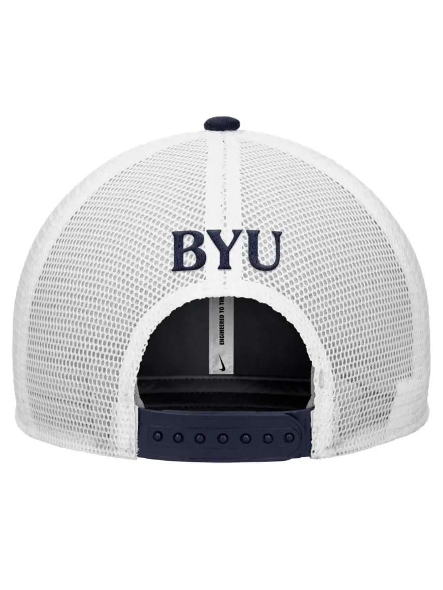 Бейсболка Nike Rise Trucker Dri-FIT с вышитым логотипом BYU Cougars — изображение 3 из 3, темно-синий