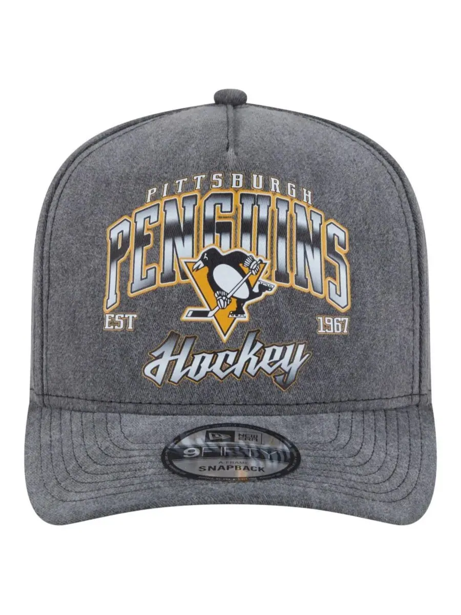 New Era Мужская бейсболка 9FIFTY Snapback цвета угольно-серого цвета с принтом Pittsburgh Penguins — изображение 2 из 4