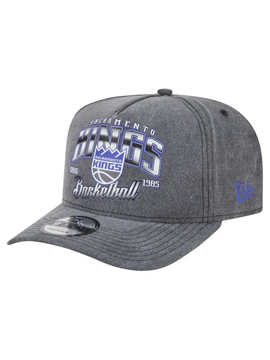 New Era Мужская бейсболка Sacramento Kings Throwback Washed Pre-Curved 9FIFTY Snapback угольного — изображение 1 из 4