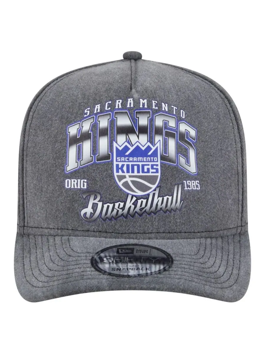 New Era Мужская бейсболка Sacramento Kings Throwback Washed Pre-Curved 9FIFTY Snapback угольного — изображение 2 из 4