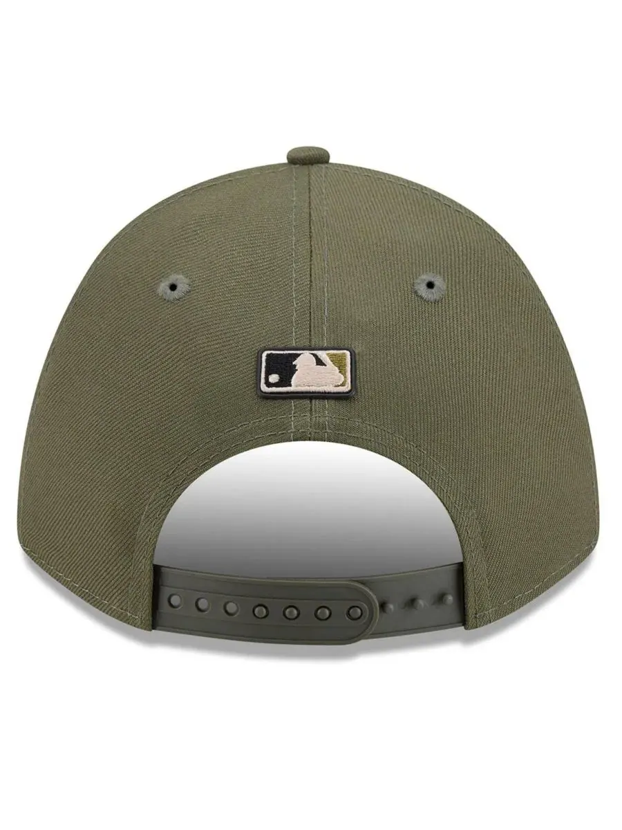 Бейсболка New Era 2026 Armed Forces Day 9FORTY M-Crown — изображение 4 из 4, оливковый