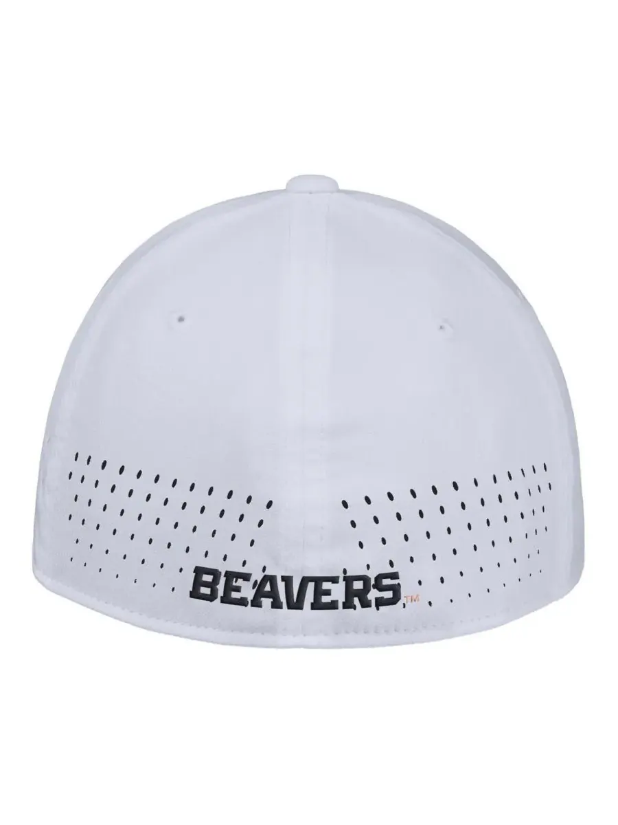 Nike Мужская белая бейсболка Oregon State Beavers 2025 On-Field Performance Flex Hat — изображение 2 из 3, белый