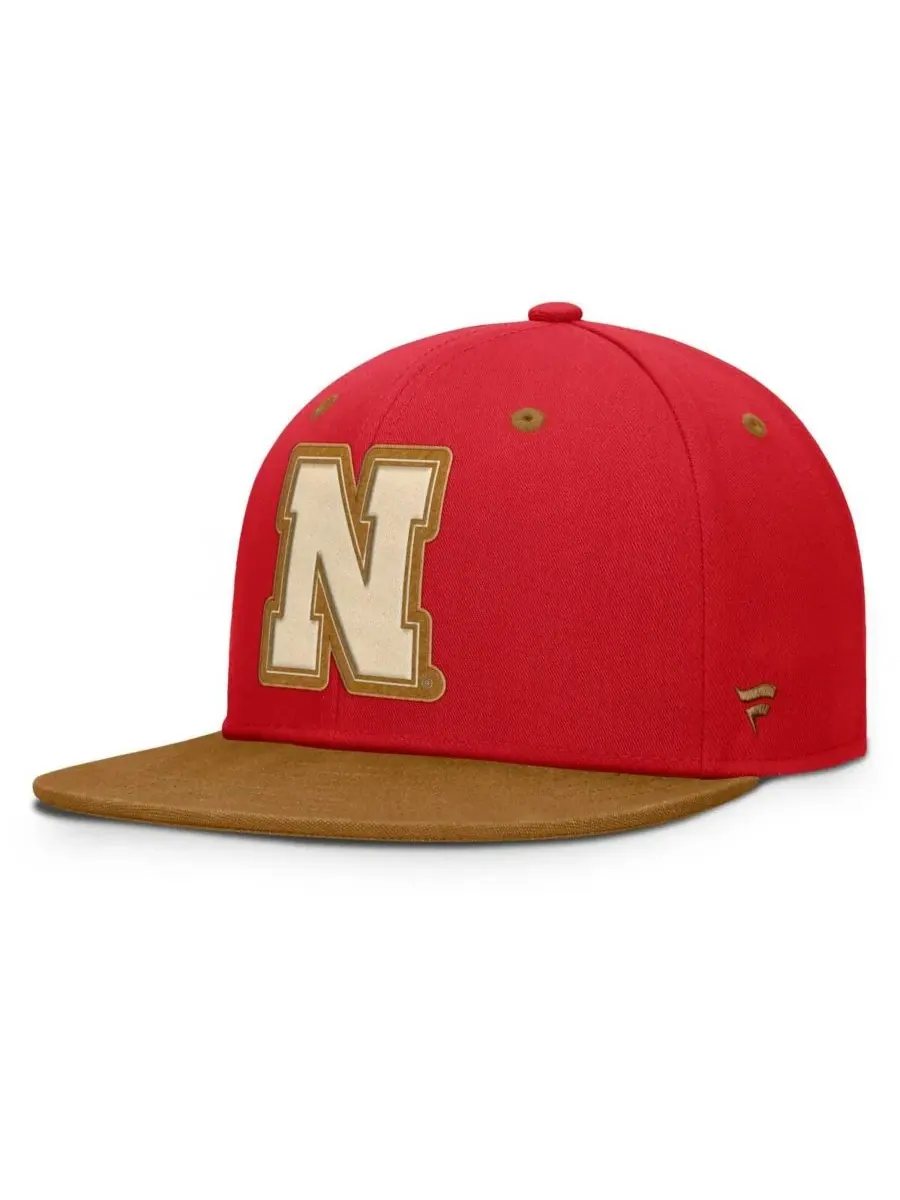 Fanatics Мужская бейсболка Noboa цвета ало-коричневый с символикой команды Nebraska Huskers — изображение 1 из 4
