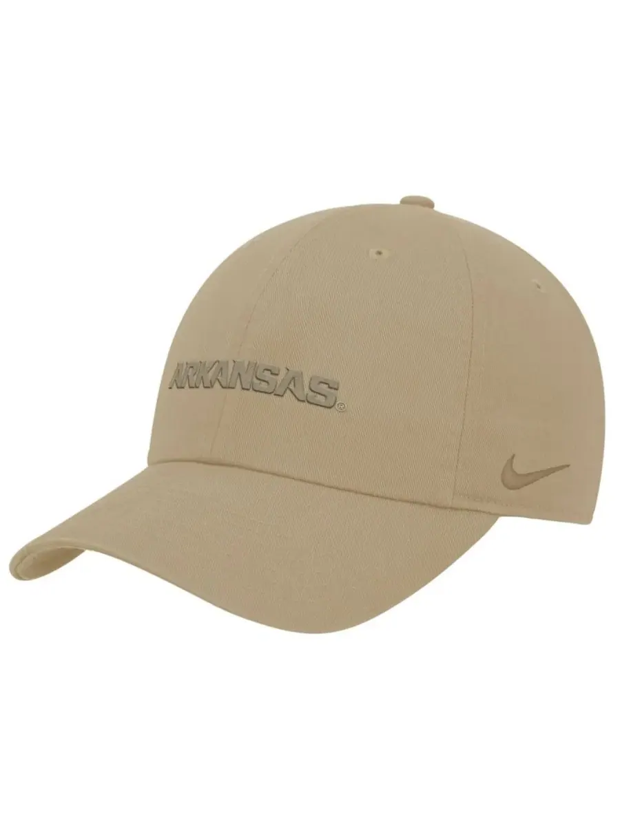 Бейсболка с вышивкой Arkansas Razorbacks Club Nike — изображение 1 из 3, бежевый