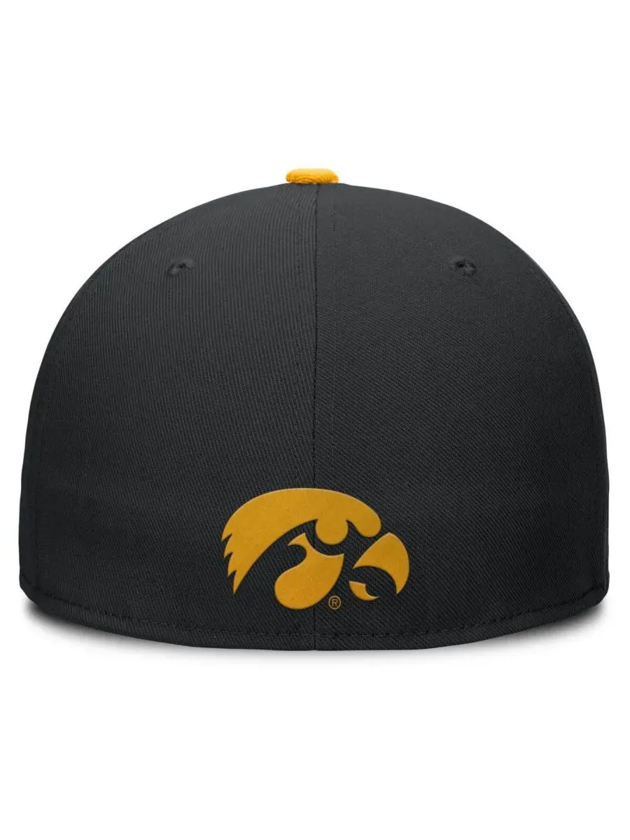 Nike Мужская двухцветная бейсболка Iowa Hawkeyes Primetime Performance Fitted Hat в черно-золотом — изображение 4 из 4