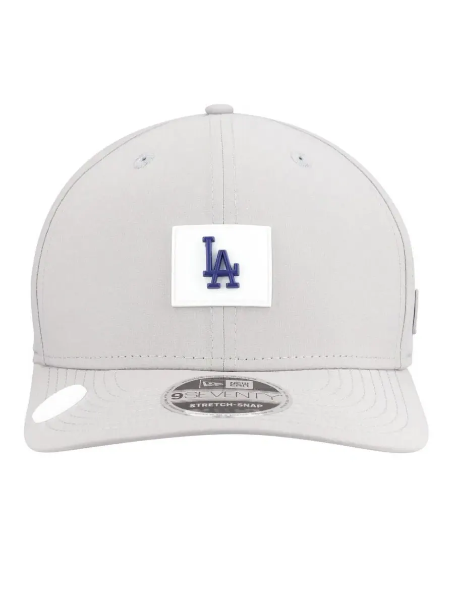 Бейсболка New Era с козырьком, Los Angeles Dodgers 2026 Clubhouse 9SEVENTY — изображение 2 из 4, серый