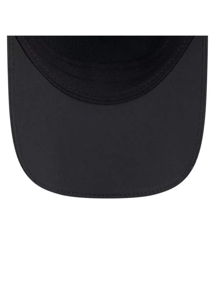 New Era Мужская черная регулируемая кепка Las Vegas Raiders 2025 Sideline Runner — изображение 2 из 5, черный