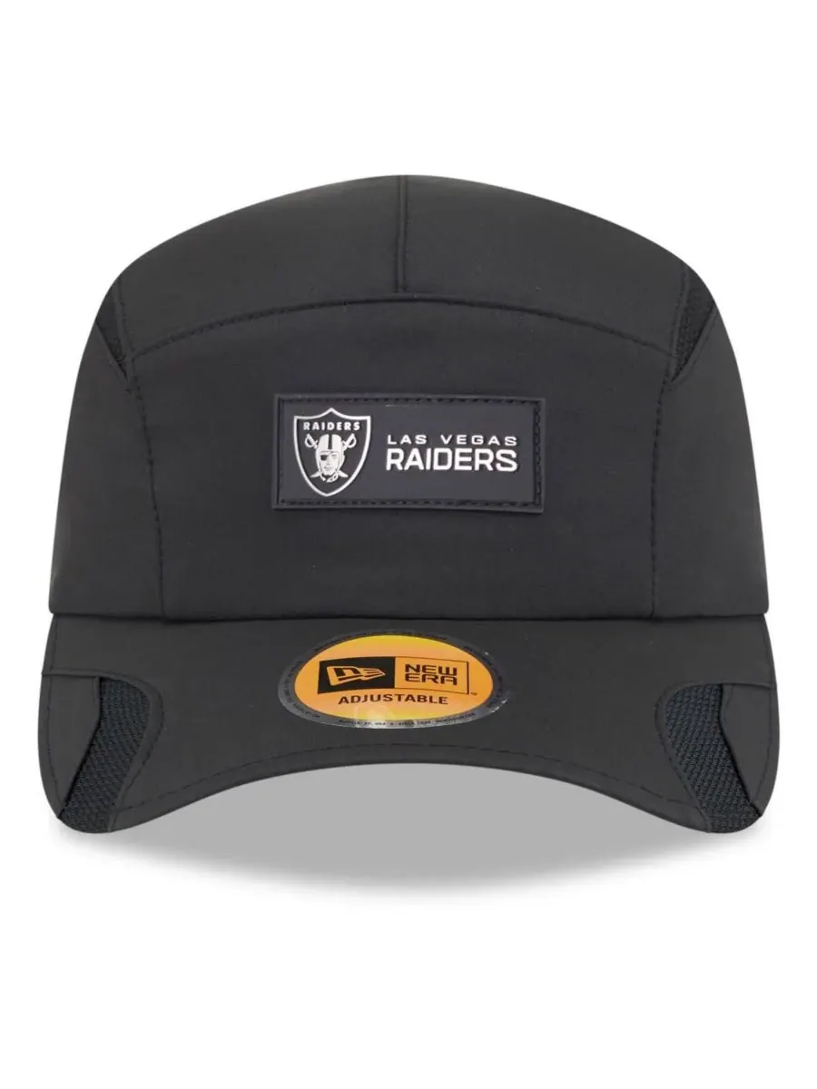 New Era Мужская черная регулируемая кепка Las Vegas Raiders 2025 Sideline Runner — изображение 5 из 5, черный