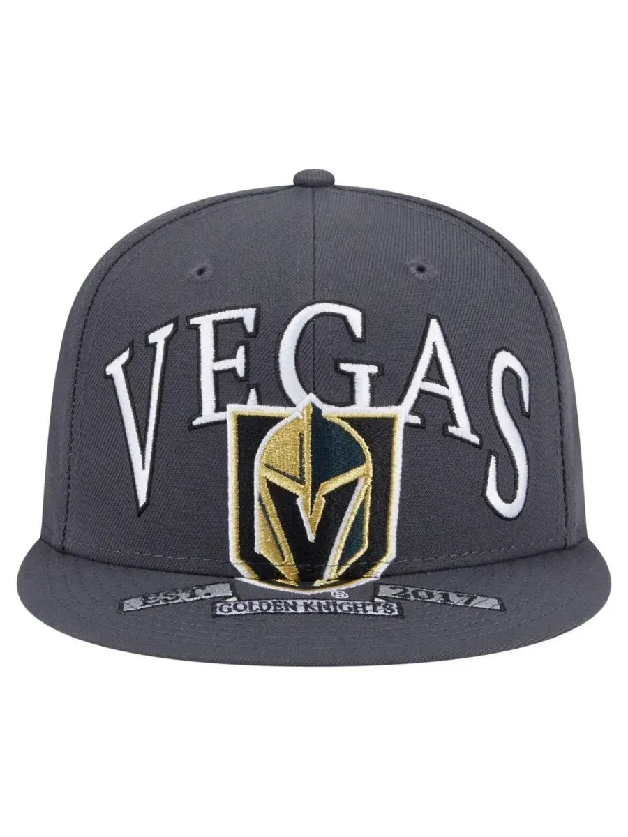 New Era Мужская серая кепка Vegas Golden Knights Oversized Arch 59Fifty — изображение 2 из 4, серый