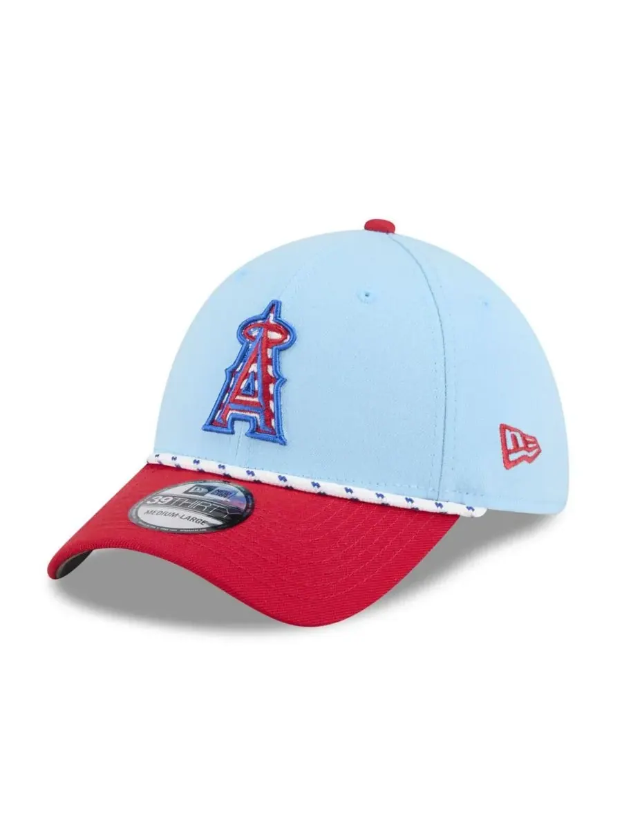 New Era Мужская светло-голубая/красная кепка Los Angeles Angels 2025 Fourth of July 39THIRTY Flex — изображение 1 из 4