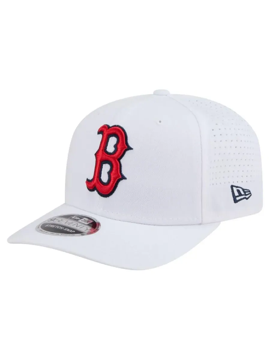 New Era Мужская белая регулируемая кепка Boston Red Sox COOLERA 9SEVENTY — изображение 1 из 4, белый