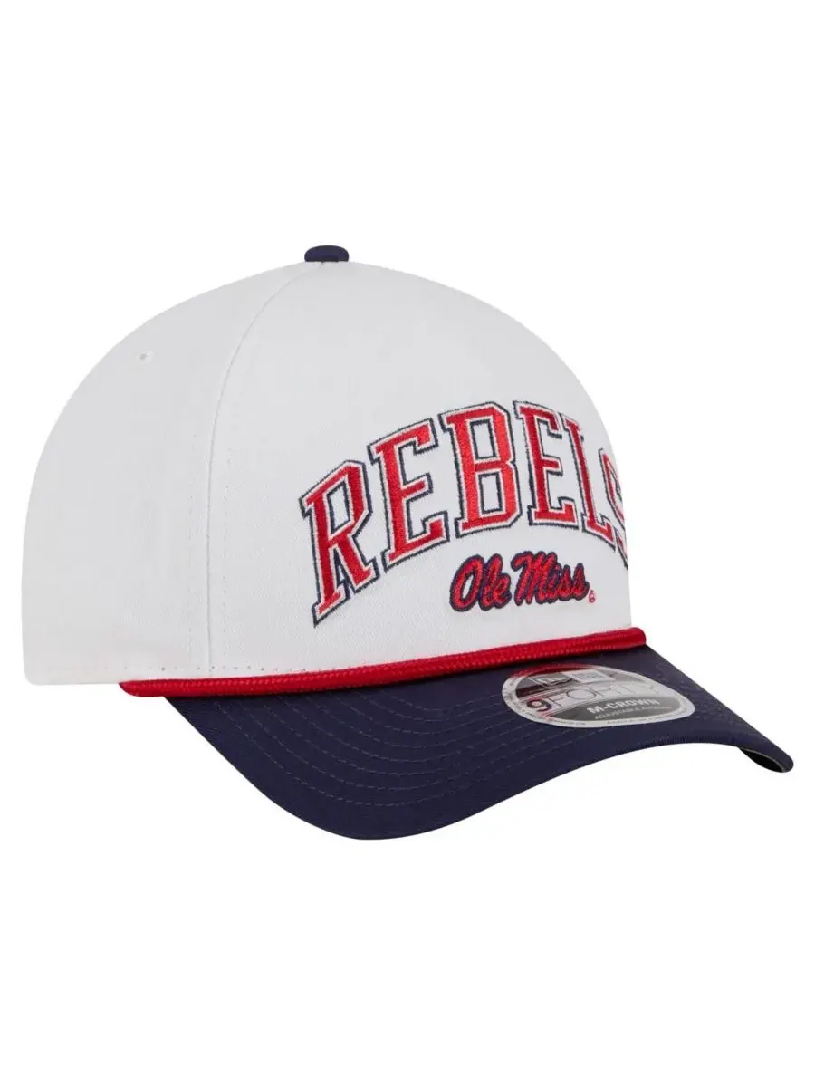 New Era Мужская кепка Ole Miss Rebels A-Frame M-Crown с регулируемой высотой, бело-синяя, с — изображение 3 из 4