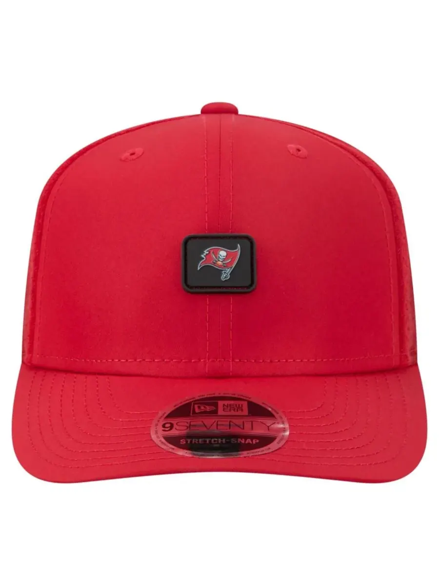 Кепка 9SEVENTY с вышитым логотипом Tampa Bay Buccaneers New Era — изображение 2 из 5, красный