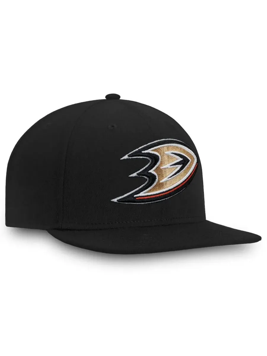 Fanatics Мужская черная бейсболка Anaheim Ducks Core Fitted Hat — изображение 2 из 4, черный
