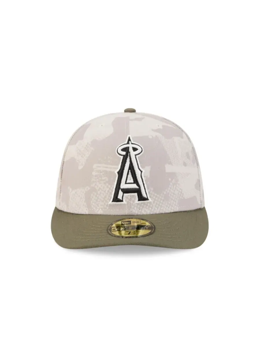 New Era Мужская светло-бежевая/оливковая кепка Los Angeles Angels 2025, посвященная Дню вооруженных — изображение 3 из 7