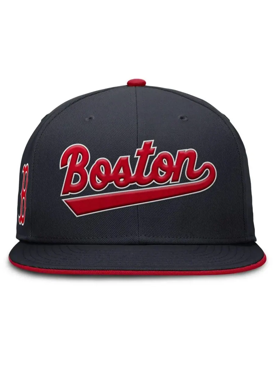Nike Мужская темно-синяя бейсболка Boston Red Sox True Performance Fitted Hat — изображение 4 из 4, темно-синий