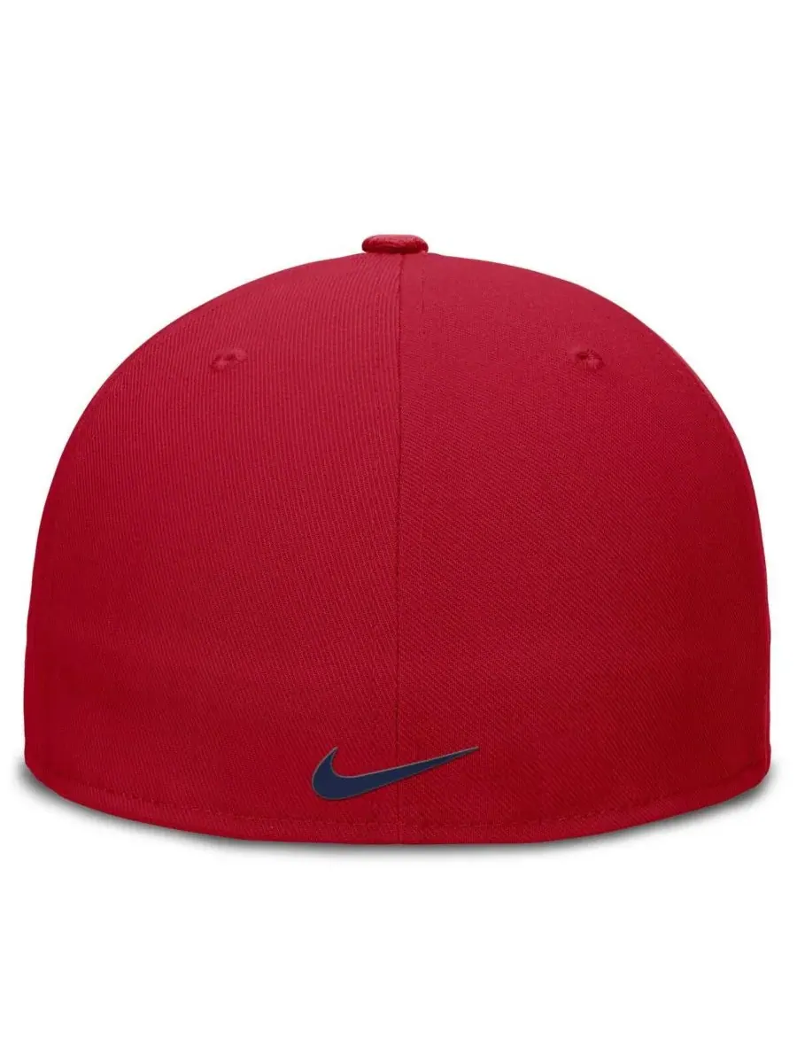 Nike Мужская красная бейсболка Chicago Cubs True Performance Fitted Hat — изображение 2 из 4, красный