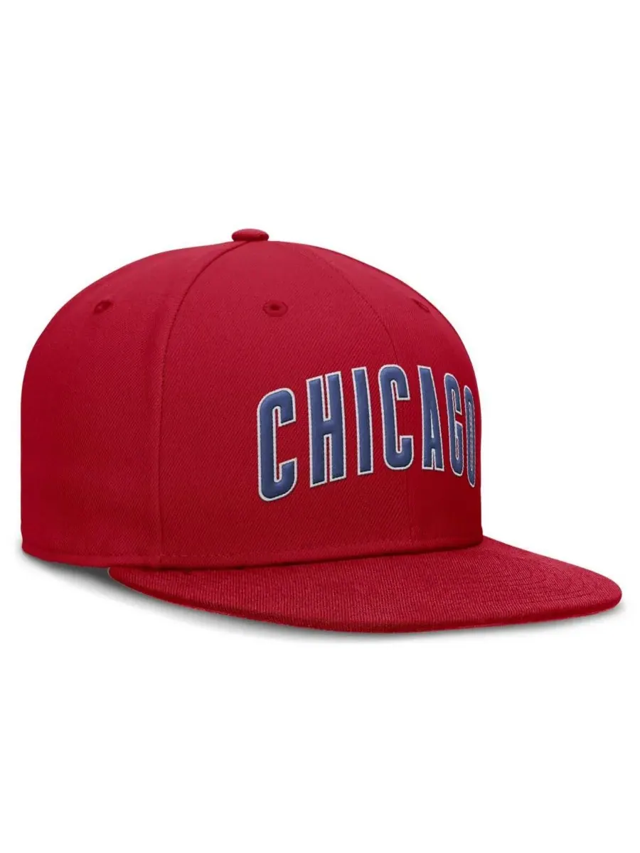 Nike Мужская красная бейсболка Chicago Cubs True Performance Fitted Hat — изображение 3 из 4, красный