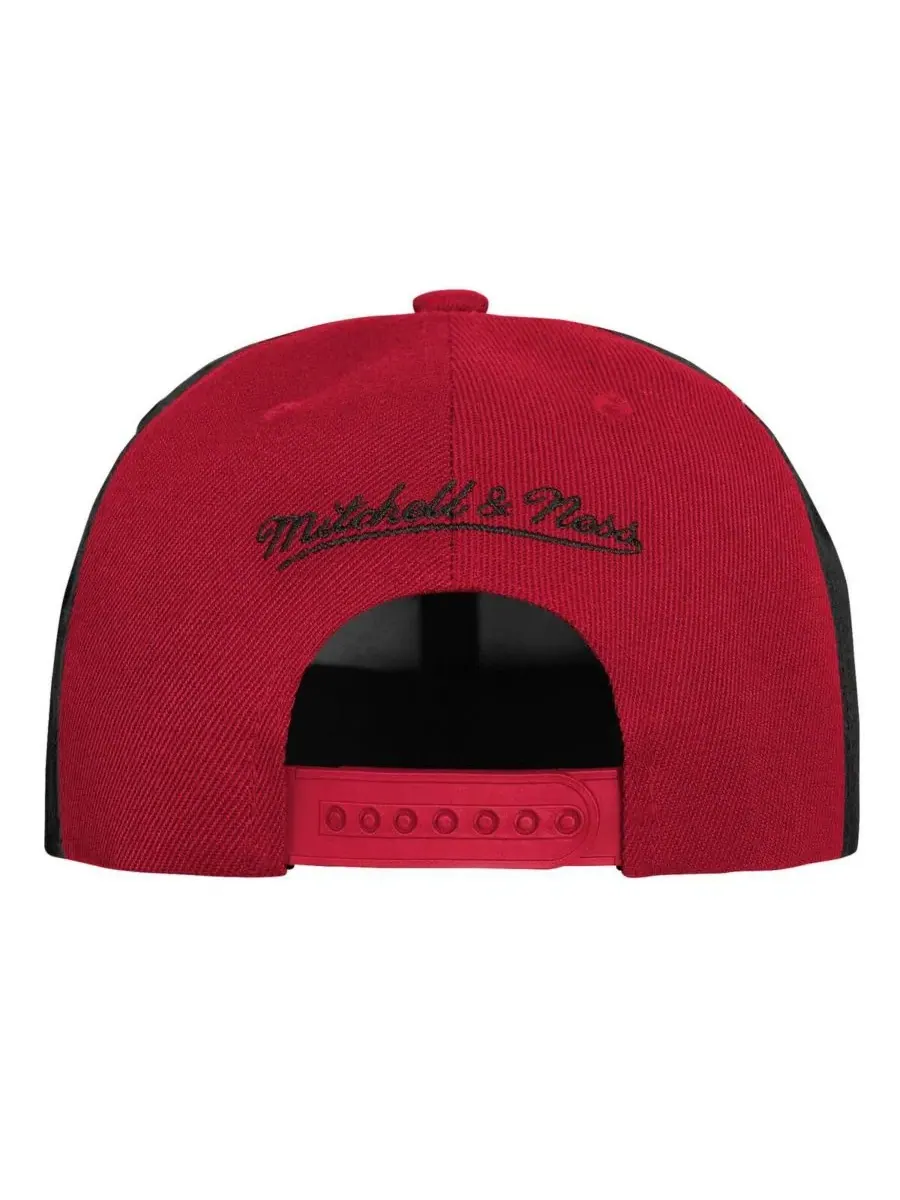 Кепка-снапбек с эмблемой талисмана Chicago Bulls Mitchell & Ness — изображение 2 из 3, черный