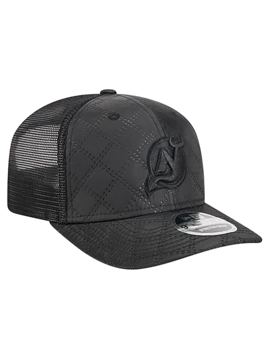 New Era Мужская черная стеганая нейлоновая кепка-тракер New Jersey Devils 9SEVENTY с регулируемым — изображение 3 из 4