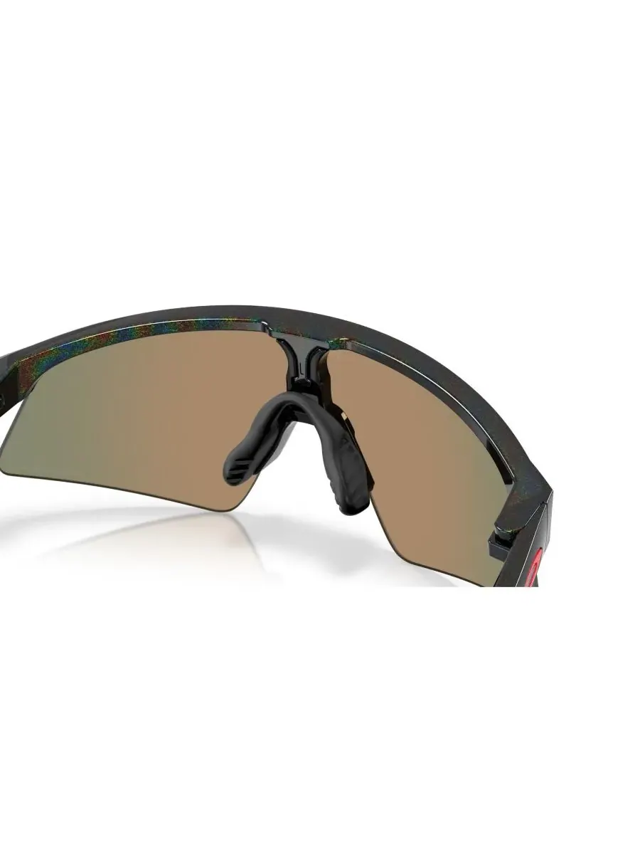 Детские солнцезащитные очки Resistor Sweep из коллекции Patrick Mahomes II, OJ9015 Oakley JR — изображение 7 из 8, черный
