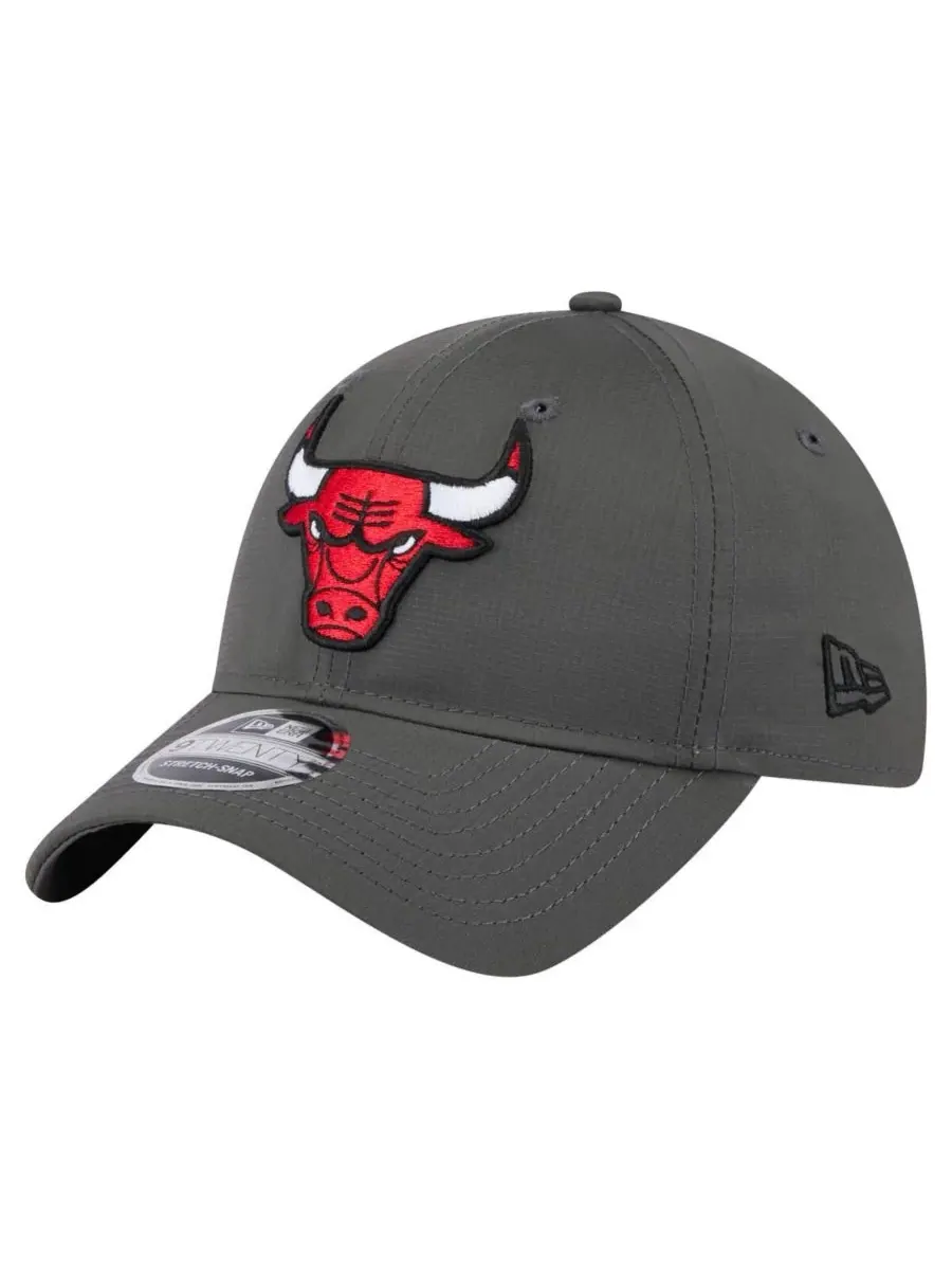 New Era Мужская регулируемая кепка Chicago Bulls Active Ripstop 9TWENTY — изображение 1 из 4, темно-серый
