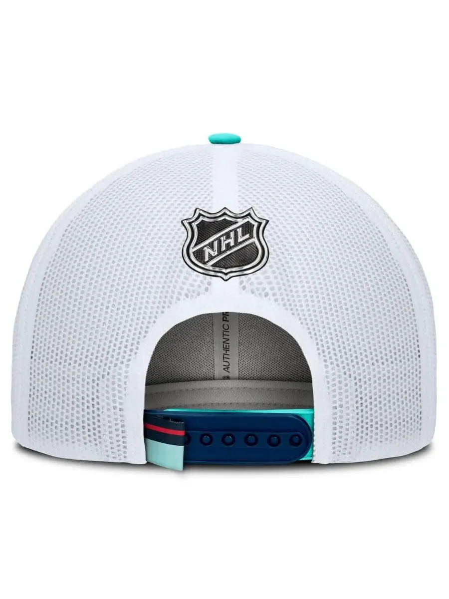 Fanatics Мужская бейсболка Seattle Kraken Authentic Pro Rink Trucker Hat цвета Deep Sea Blue/White — изображение 4 из 4