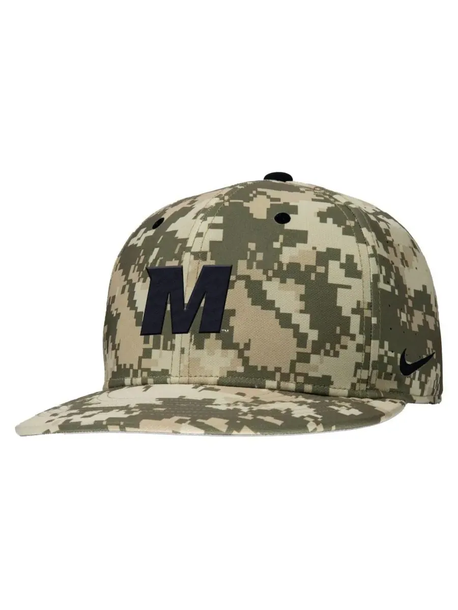 Nike Мужская бейсбольная кепка с цифровым камуфляжным рисунком команды Missouri Tigers — изображение 1 из 3
