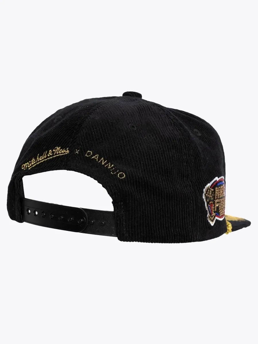 Кепка Chicago Bulls Deadstock Cord Snapback Mitchell & Ness — изображение 3 из 3, черный