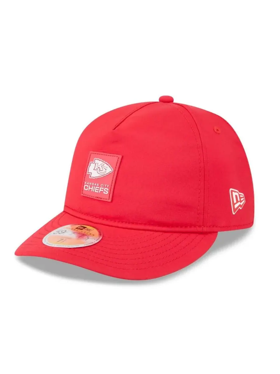 New Era Мужская красная бейсболка Kansas City Chiefs 2025 Sideline Retro Crown 59FIFTY Fitted Hat