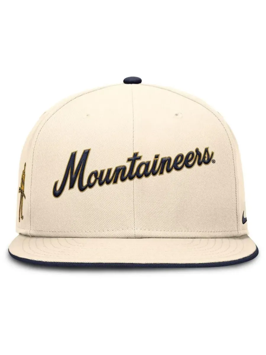 Мужская натуральная бейсболка West Virginia Mountaineers Primetime True Performance Fitted Hat Nike — изображение 3 из 4