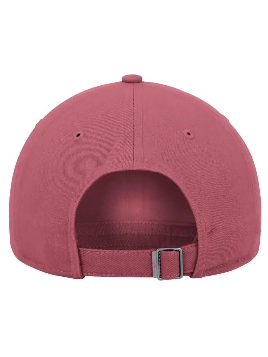 Мужская регулируемая кепка Cardinal Arkansas Razorbacks Club Nike — изображение 2 из 2, красный