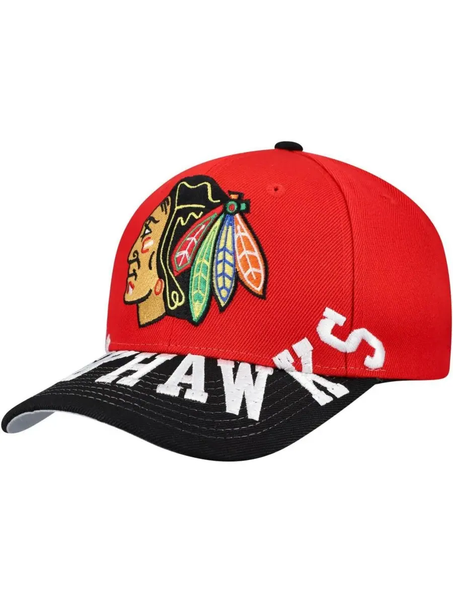 Mitchell & Ness Мужская красно-черная бейсболка Chicago Blackhawks Underarch Two-Tone Pro Crown — изображение 1 из 4