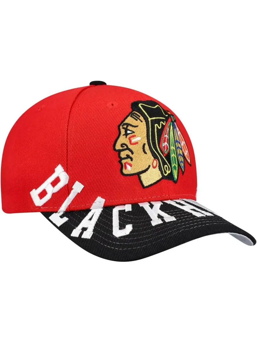 Mitchell & Ness Мужская красно-черная бейсболка Chicago Blackhawks Underarch Two-Tone Pro Crown — изображение 3 из 4