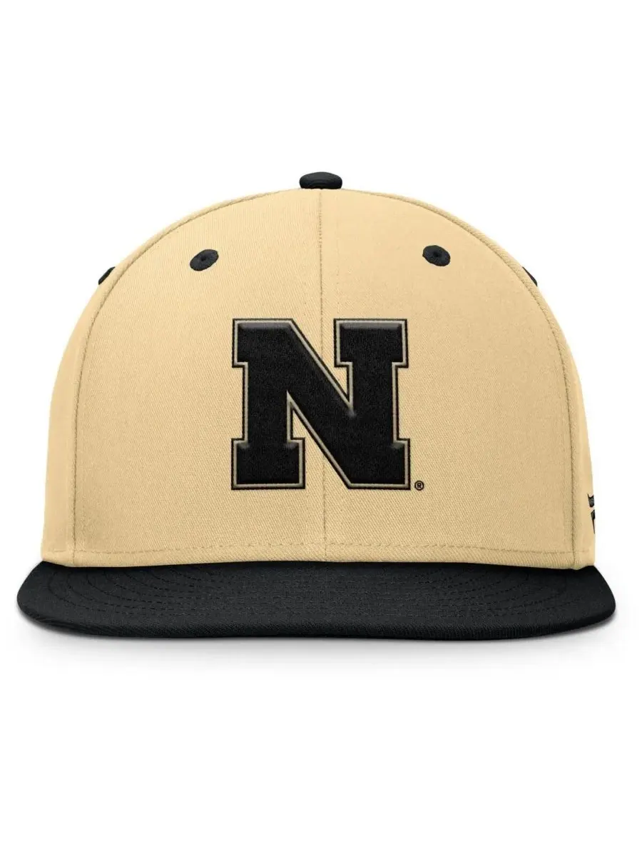 Fanatics Мужская бейсболка Nebraska Huskers Balance Fitted цвета хаки/черный — изображение 2 из 4, хаки черный