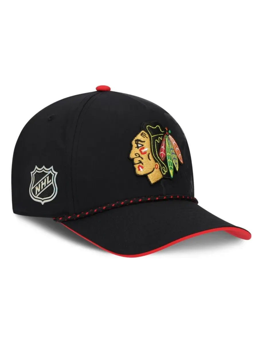 Кепка с вышитым логотипом Chicago Blackhawks On Stage Podium A-Frame Fanatics — изображение 3 из 5, черный красный
