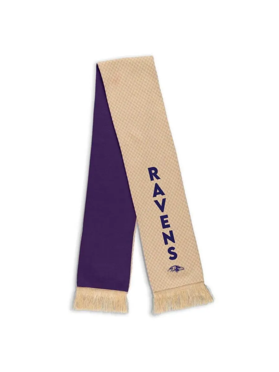 Набор из шарфа и перчаток с принтом Baltimore Ravens, модель Tonal Microcheck WEAR by Erin Andrews — изображение 2 из 3