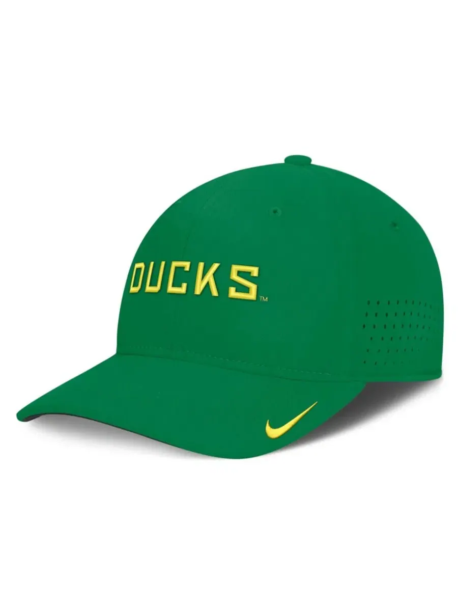 Кепка Nike Oregon Ducks Gameday Aerobill Swooshflex Dri-FIT — изображение 1 из 5, зеленый