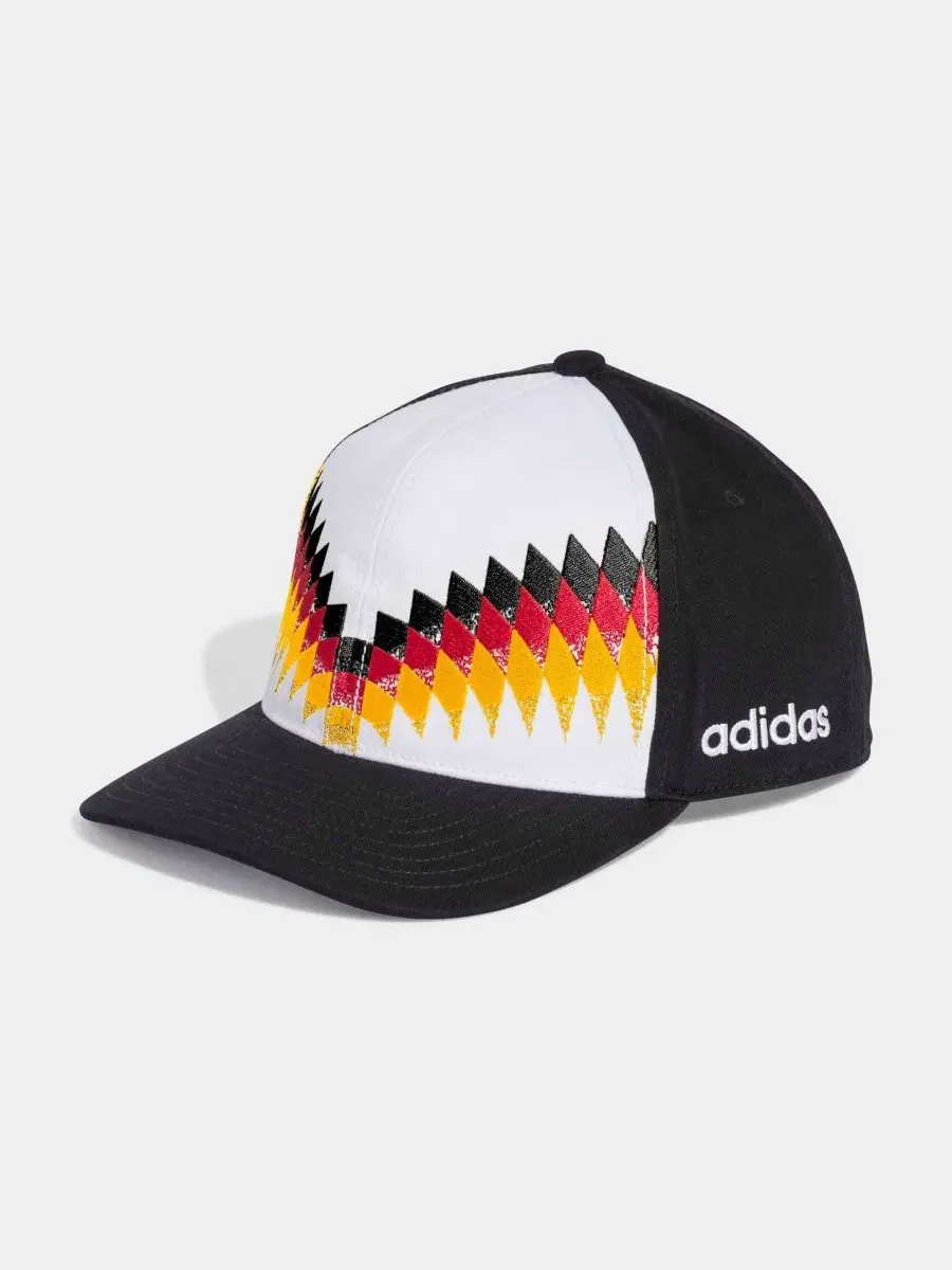 Кепка Snapback с вышивкой Германия adidas — изображение 1 из 4, белый черный
