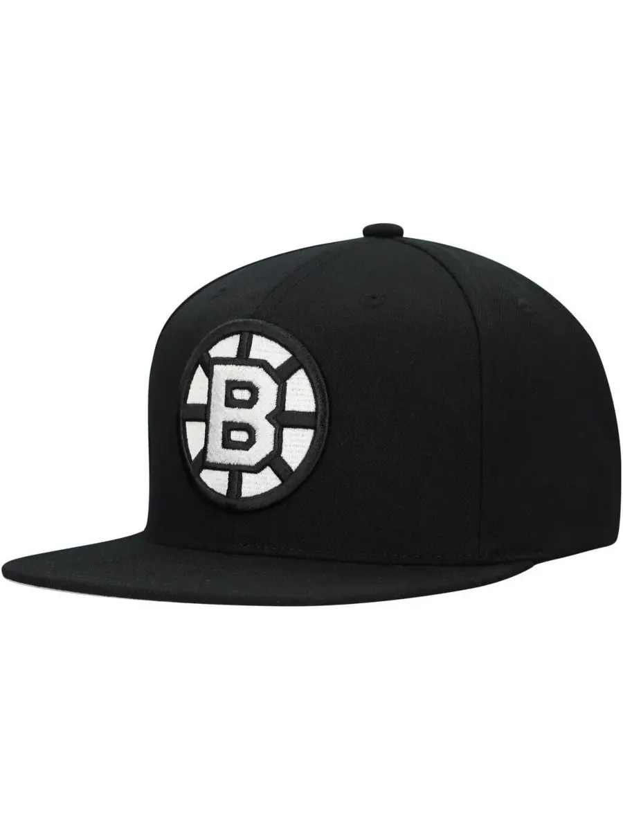 Mitchell & Ness Мужская черная бейсболка Boston Bruins с регулируемой застежкой — изображение 4 из 5, черный
