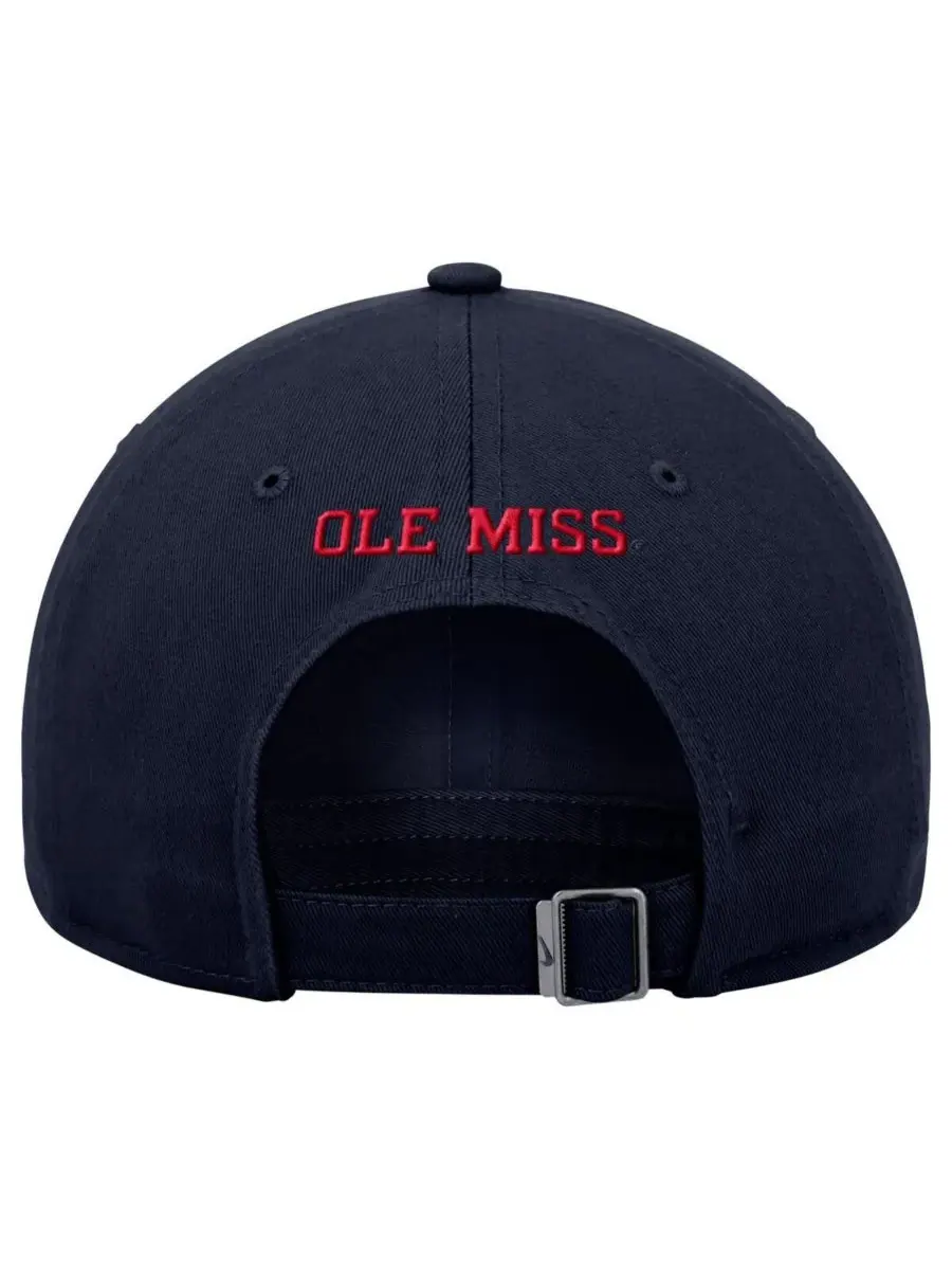 Nike Мужская темно-синяя регулируемая кепка Ole Miss Rebels Club — изображение 2 из 2, темно-синий