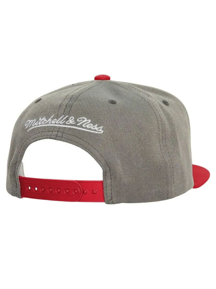 Mitchell & Ness Мужская серая бейсболка Boston Red Sox Cooperstown Collection Basic Flip Snapback — изображение 2 из 2, серый