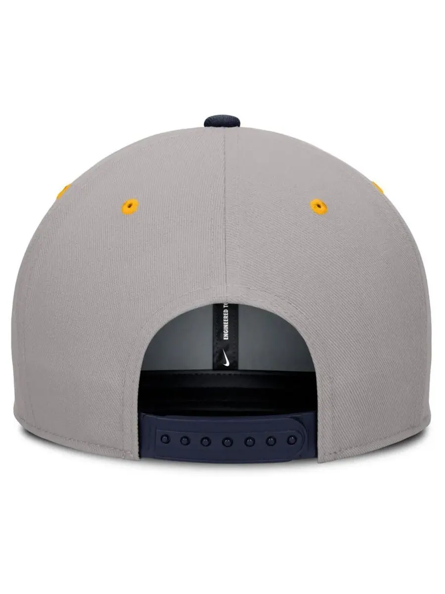 Nike Мужская бейсболка West Virginia Mountaineers Prep Pro Performance Snapback темно-синего/серого — изображение 4 из 4